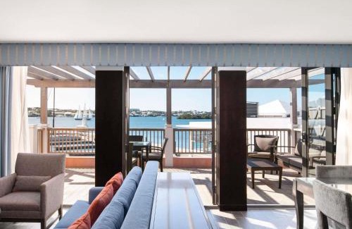 Pembroke Hotel | Hamilton Princess & Beach Club A Fairmont Managed Hotel