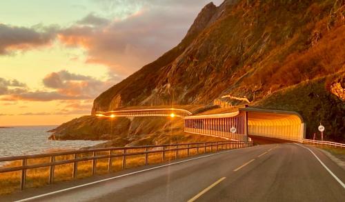 Hamnøya Casa | Hamnøya Bridge Panorama