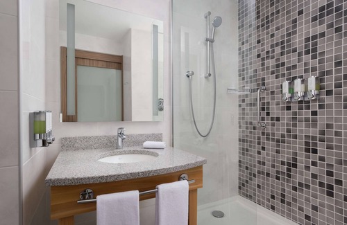 Yesil District Hotel | Hampton by Hilton Astana Triumphal Arch