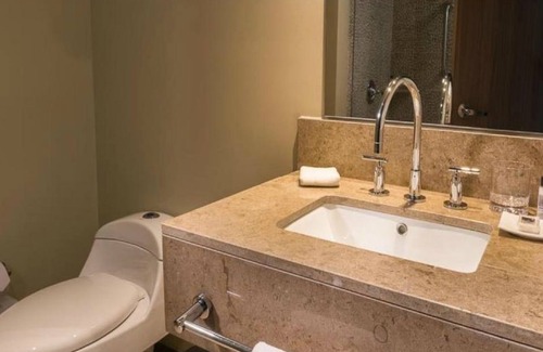 Bucaramanga Hotel | Hampton by Hilton Bucaramanga