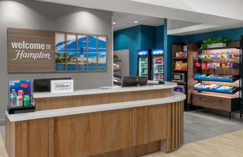 Coconut Creek Hotel | Hampton Inn and Suites Coconut Creek