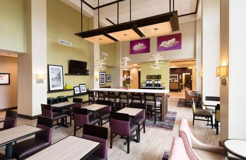 Cape Fear Hotel | Hampton Inn and Suites Fayetteville, NC