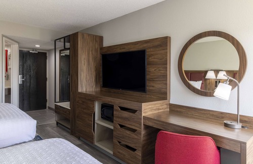 Athens Hotel | Hampton Inn Athens