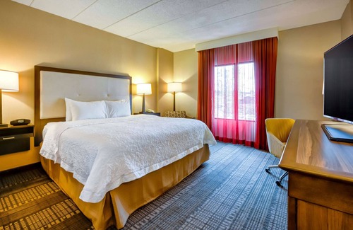 Norwood Hotel | Hampton Inn Boston - Norwood