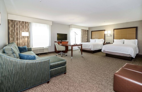 Brighton Hotel | Hampton Inn Brighton