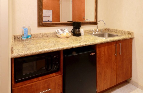 Reynosa Hotel | Hampton Inn by Hilton Reynosa/Zona Industrial
