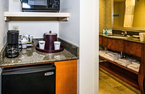 Easton Hotel | Hampton Inn Easton