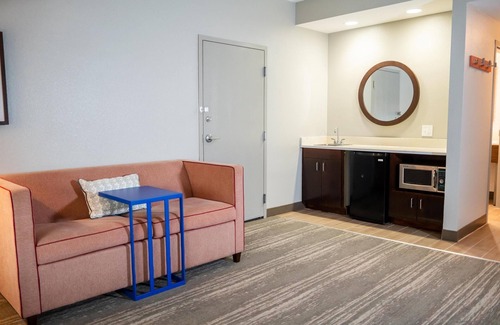 Gonzales Hotel | Hampton Inn Gonzales