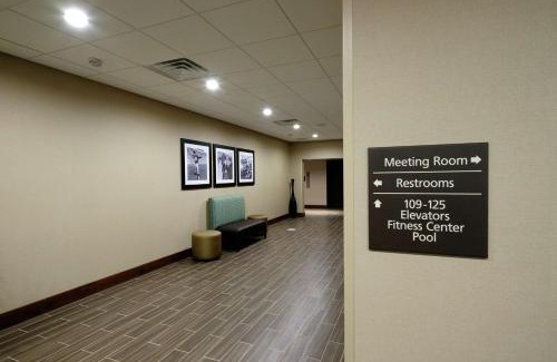 Green Bay Hotel | Hampton Inn Green Bay Downtown