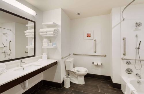 Morristown Hotel | Hampton Inn Morristown, I-81