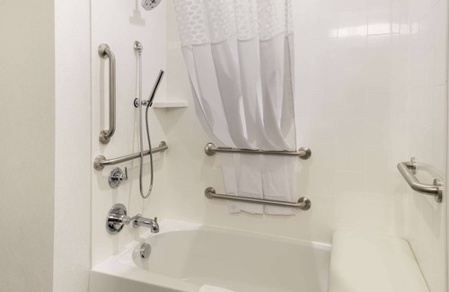 Morristown Hotel | Hampton Inn Morristown, I-81