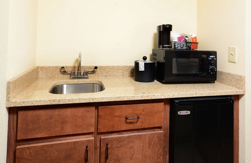 Northeast Raleigh Hotel | Hampton Inn Raleigh-Capital Blvd. North