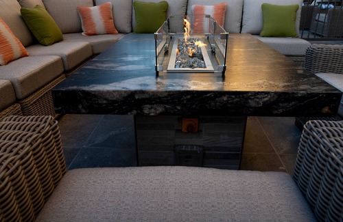 Downtown Riverside Hotel | Hampton Inn Riverside Downtown