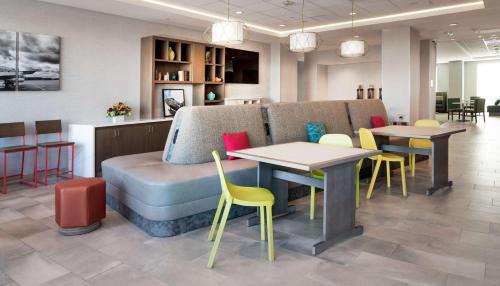 March Air Reserve Base Hotel | Hampton Inn Riverside March Air Force Base, Ca