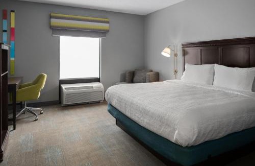 East Irondequoit Hotel | Hampton Inn Rochester - Irondequoit