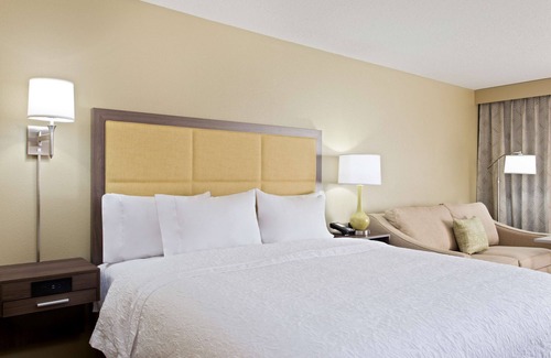 Sault Ste. Marie Hotel | Hampton Inn Sault Ste Marie