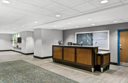 Rolling Road Farms Hotel | Hampton Inn & Suites Baltimore/Woodlawn