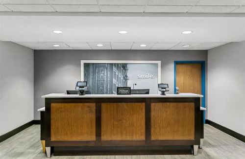 Rolling Road Farms Hotel | Hampton Inn & Suites Baltimore/Woodlawn