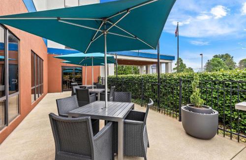 Mercer Hotel | Hampton Inn & Suites Grove City