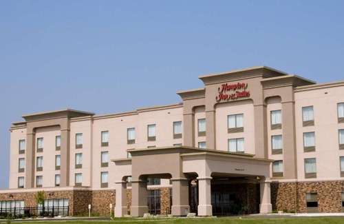 Guelph Hotel | Hampton Inn & Suites Guelph