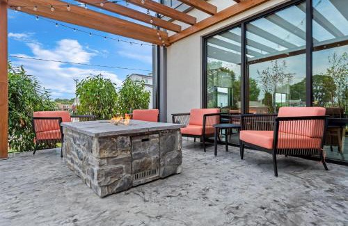 Gordonville Hotel | Hampton Inn & Suites Intercourse, Pa