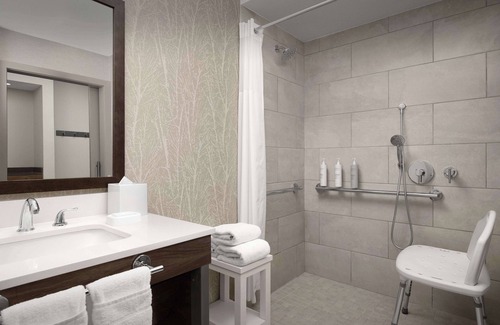 Paso Robles Hotel | Hampton Inn & Suites Paso Robles