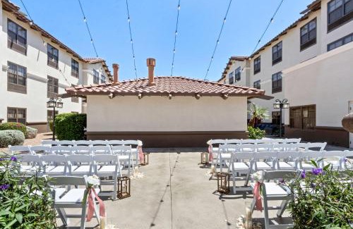 Palm Valley Hotel | Hampton Inn & Suites Phoenix-Goodyear