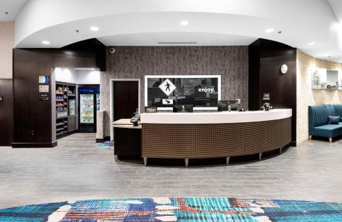 Glenwood South Hotel | Hampton Inn & Suites - Raleigh Downtown