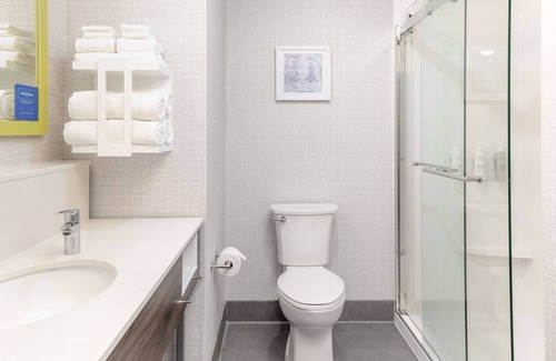 Santa Rosa Hotel | Hampton Inn & Suites Santa Rosa Sonoma Wine Country