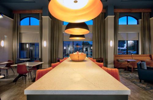 Arcadia Hotel | Hampton Inn & Suites Spartanburg-I-26-Westgate Mall