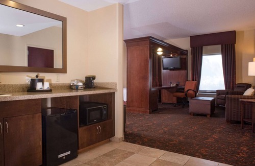 Woodstock Hotel | Hampton Inn & Suites Woodstock, VA