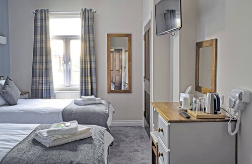 Bromsgrove Hotel | Hanbury Turn