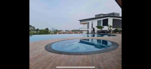 Sibu Apartamento | Hanns7Paxs Pool KingBed WiFi WasherDryer Comfort Stay 6