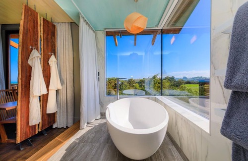 Hapuku Cabina | Hapuku Lodge & Tree Houses