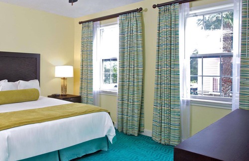 Paradise Island Complejo | Harborside Resort at Atlantis, One Bedroom Deluxe Villa, 4 Atlantis wristbands!