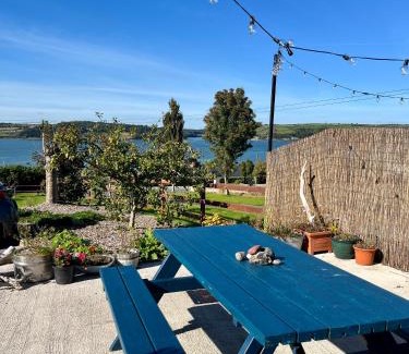 Aghada Apartamento | Harbour view retreat Cró na mbó