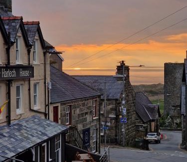 Harlech Hotel | Harlech House