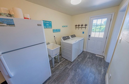 Salvo Cabaña | Asequible, encantador, corto paseo a la playa.