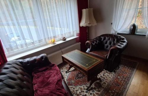 Niedermanderscheid Casa | Haus Nummer 7