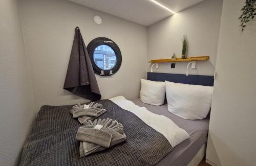 Wendtorf Alquiler De Eote | Hausboot Fjord Cumulus Solarboot mit Biosauna in Wendtorf