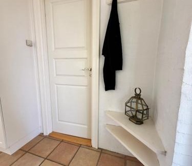 Stenstrup Chalet De Esquí | Havehuset er en oase i skoven - Få hele huset for jer selv!