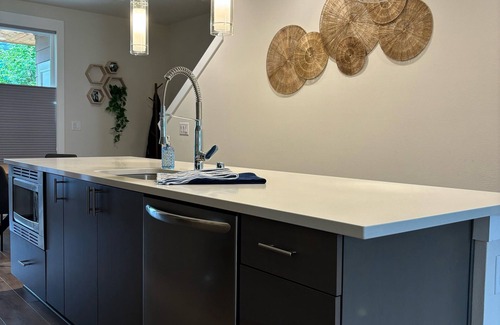 White Center Casa | Haven at Greenbridge: Near SEA Airport & Downtown Seattle