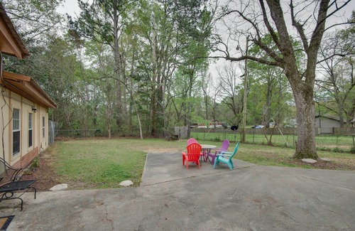 Hazlehurst Casa | Hazlehurst Vacation Rental w/ Shared Yard!