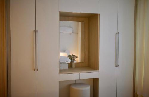 Jongno Apartamento | Healing stay just 3 minutes on foot from Gwanghwamun, within walking distance to Myeongdong, Gyeongbokgung, and Insadong