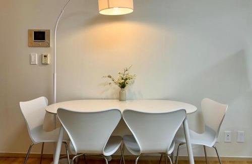 Jongno Apartamento | Healing stay just 3 minutes on foot from Gwanghwamun, within walking distance to Myeongdong, Gyeongbokgung, and Insadong