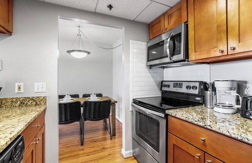 Crystal City Apartamento | Heart of DC Area Apartments