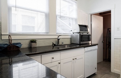 Richmond District Apartamento | Apt espacioso incl. Estacionamiento cerca de Playas, Senderos, Puente GG y Parque GG