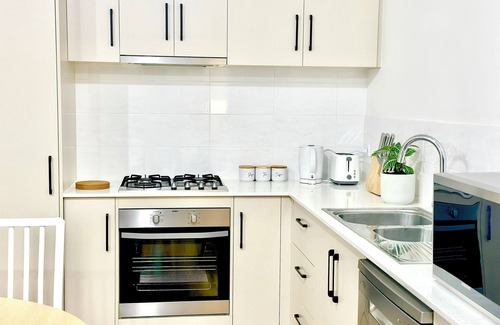 Lightsview Apartamento | Heartwarming 3BR-Townhouse/Parking/Netflix/Wifi/Close to City