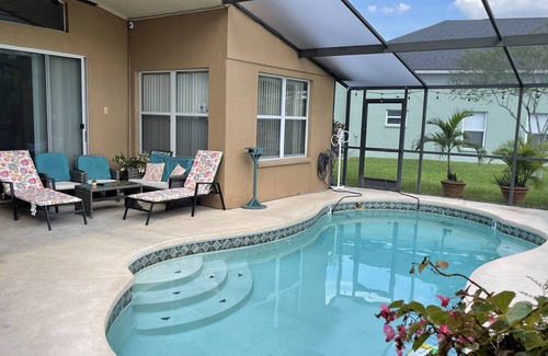Land O' Lakes Casa | HEATED POOL Escape to Paradise in Land o Lakes!