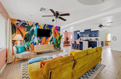 New Northtown Casa | Heated Pool Game Room, Mountain Views